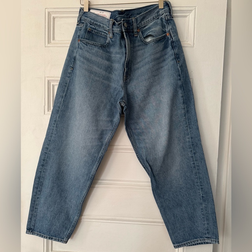 Gap | High Rise Barrel Jeans | Size 29/8R